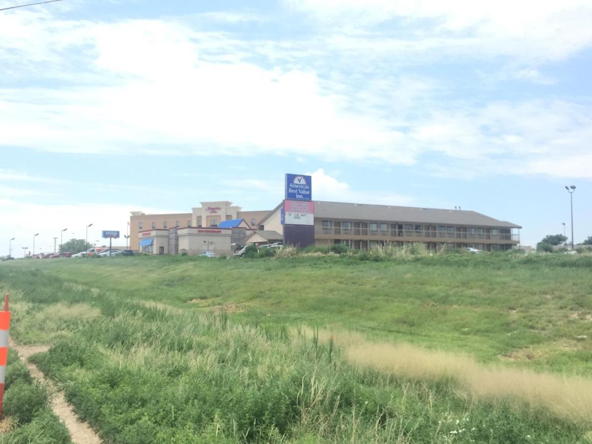 Americas Best Value Inn - Garden City Eksteriør billede