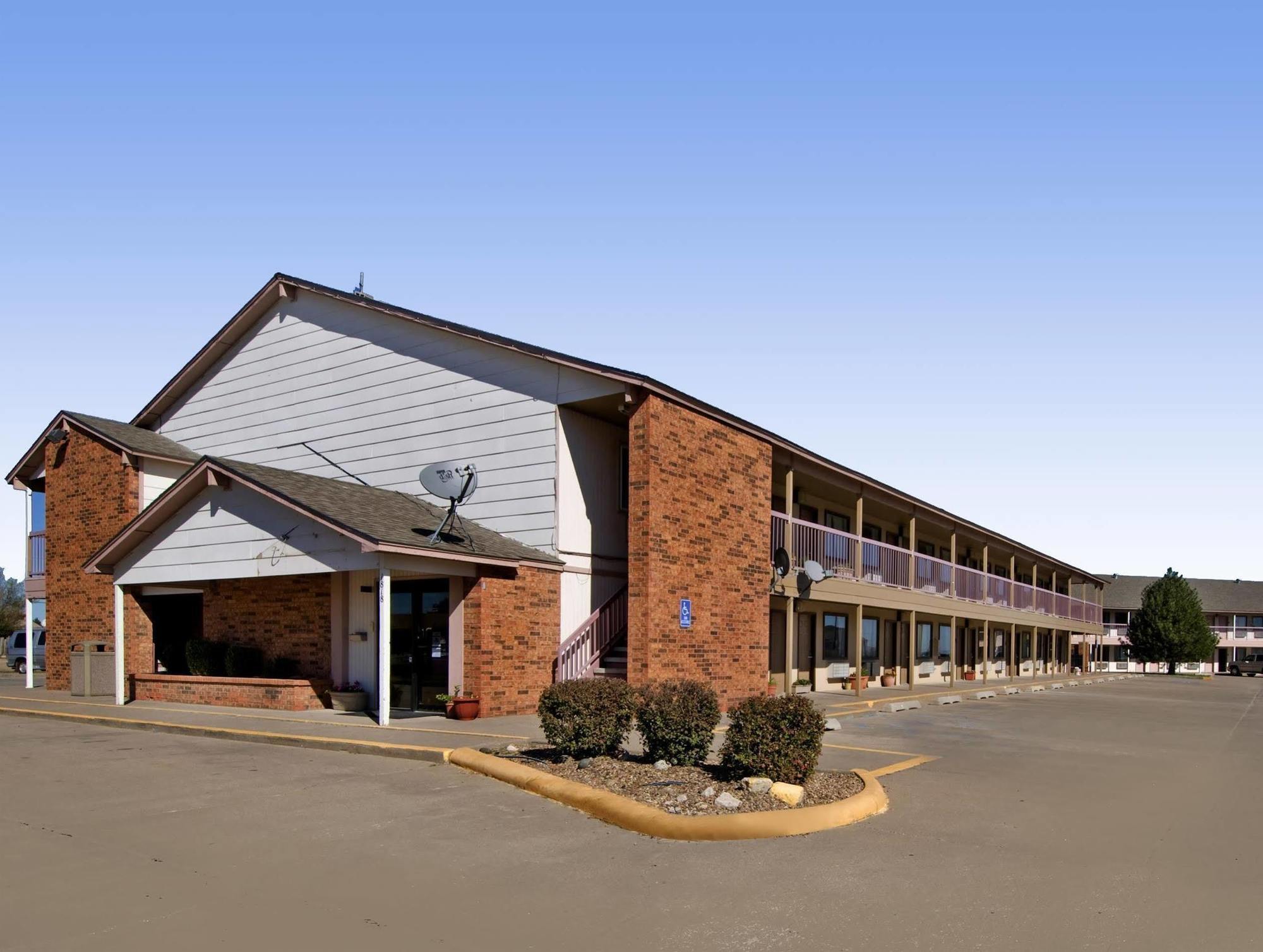Americas Best Value Inn - Garden City Eksteriør billede