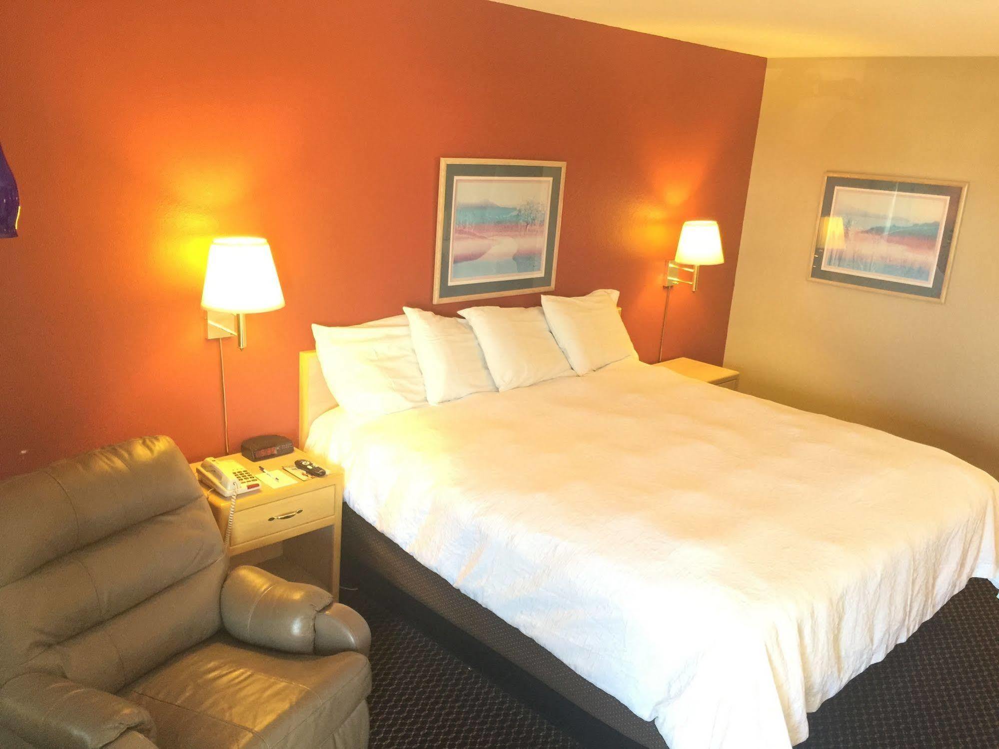 Americas Best Value Inn - Garden City Eksteriør billede